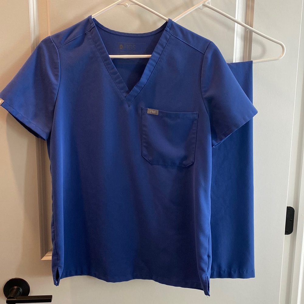 Figs scrubs